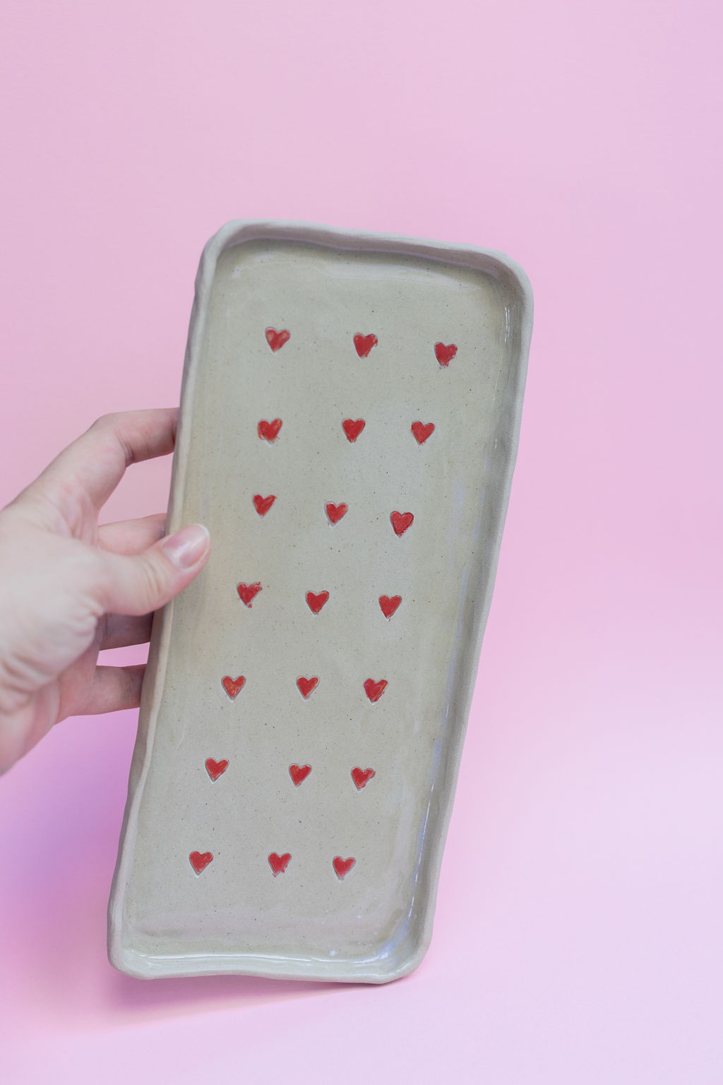 plateau décoré à l'engobe